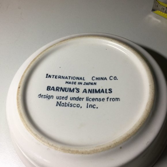 Barnum's Animals Nabisco Clown Bowl International - Picture 4 of 5